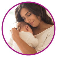 Mamá tranquila porque usó el parche CicatriPATCH al finalizar su cesárea